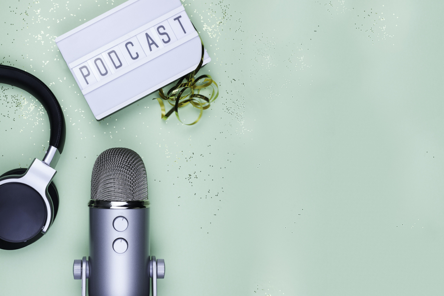 5 of the Best Podcasts About Business and Entrepreneurship