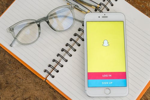 Should Small Business Use Snapchat Advertising?