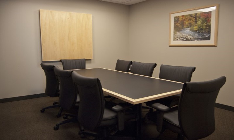 Medium Conference Room 1 (Includes Monitor) 